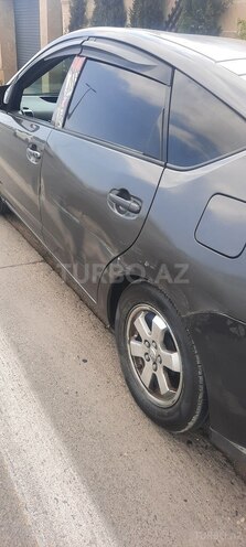 Toyota Prius-4