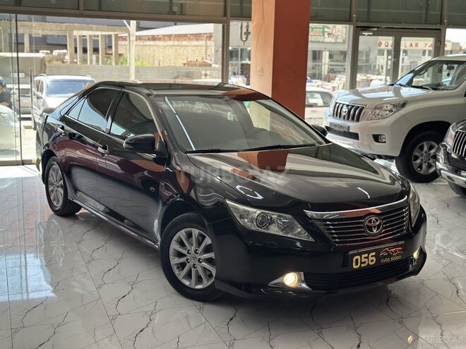 Toyota Camry-6