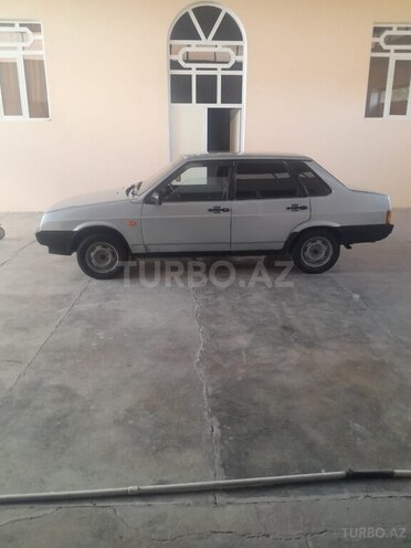 LADA (VAZ) 21099-2