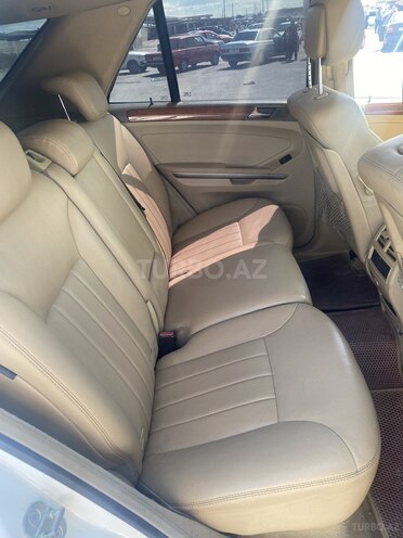 Mercedes ML 350 4MATIC-6