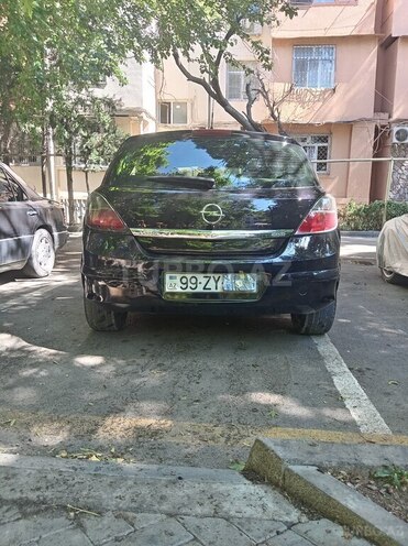 Opel Astra-2