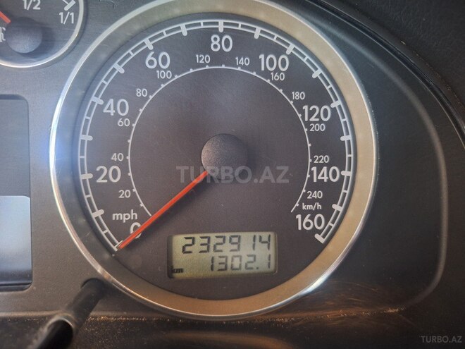 Volkswagen Passat-9