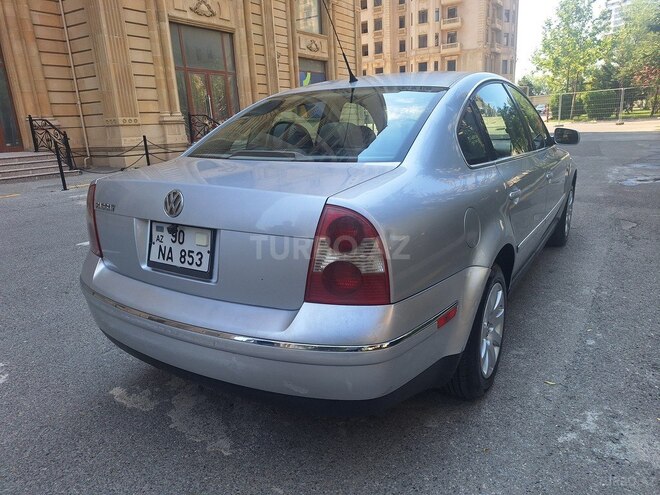 Volkswagen Passat-4
