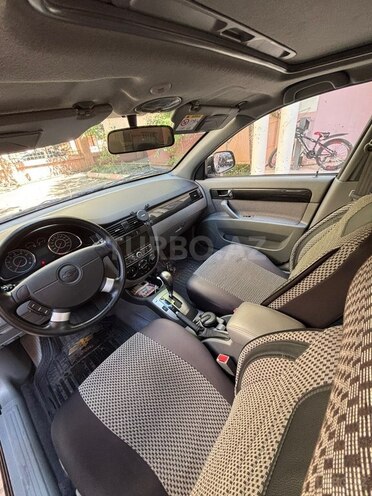 Chevrolet Lacetti-5