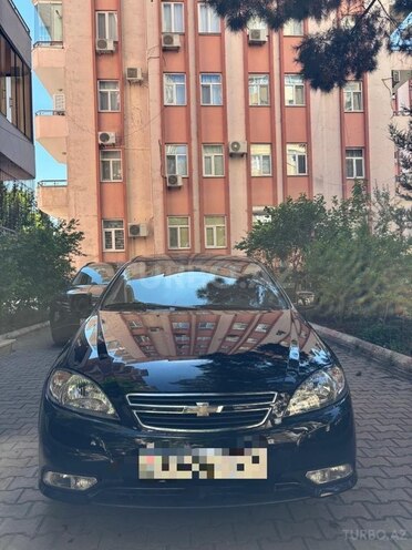 Chevrolet Lacetti-1