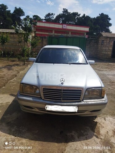 Mercedes C 220-1