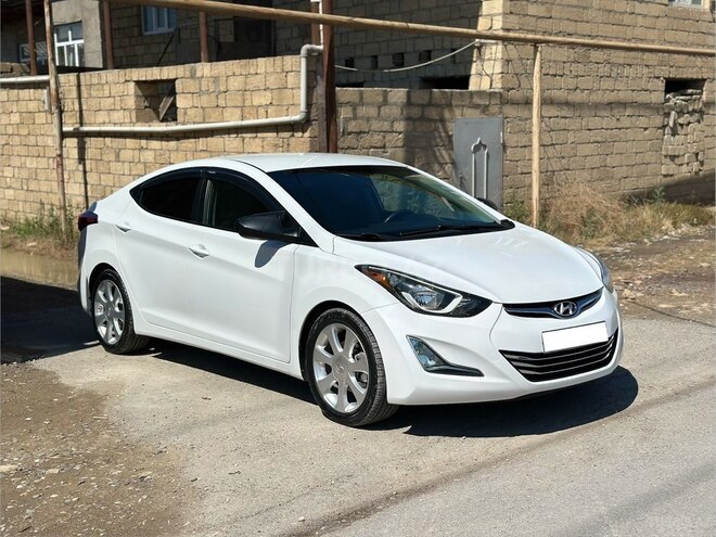 Hyundai Elantra-5