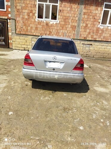 Mercedes C 220-9