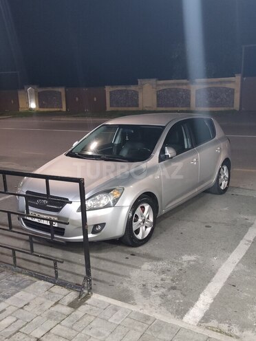 Kia Ceed-10