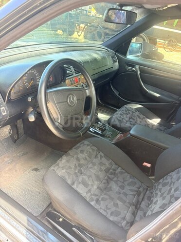 Mercedes C 180-10