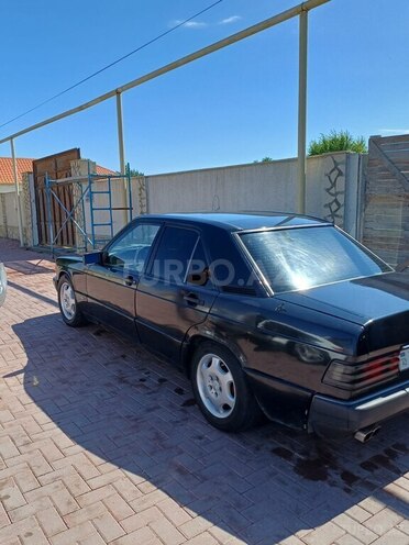 Mercedes 190-3
