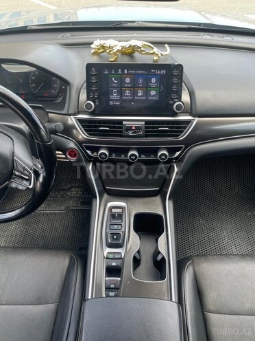 Honda Accord-11
