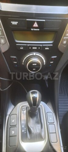 Hyundai Santa Fe-11