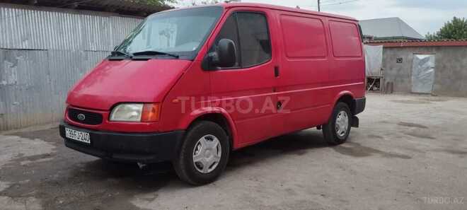 Ford Transit-1