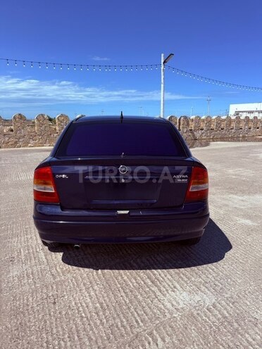 Opel Astra-2