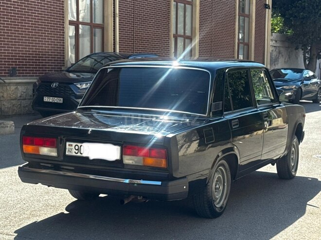 LADA (VAZ) 2107-5