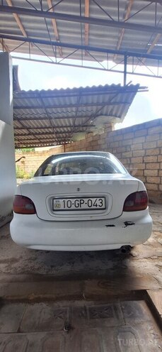 Hyundai Accent-5