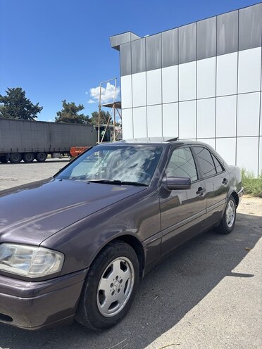 Mercedes C 180-2