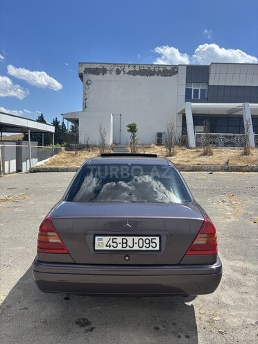 Mercedes C 180-7