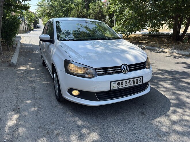 Volkswagen Polo-2