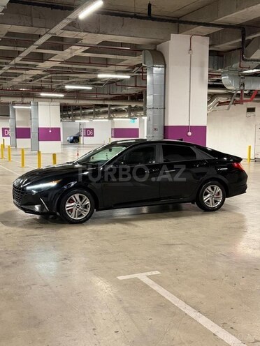 Hyundai Elantra-5