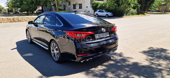 Hyundai Sonata-5