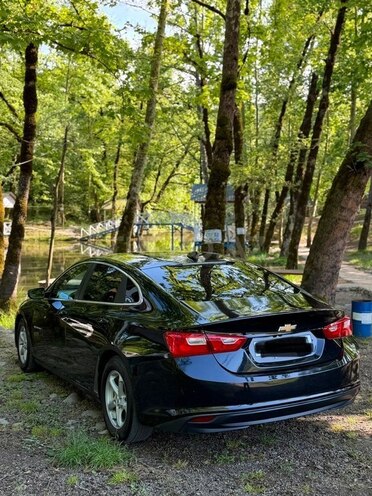 Chevrolet Malibu-5