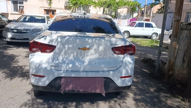 Chevrolet Onix-4