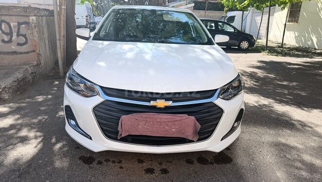 Chevrolet Onix-1