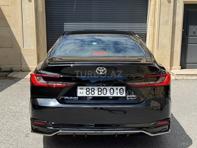 Toyota Camry-10