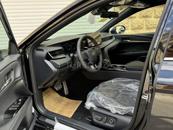 Toyota Camry-11