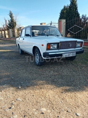 LADA (VAZ) 2107-1