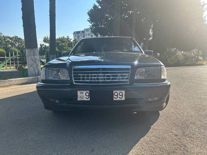 Mercedes C 240-1
