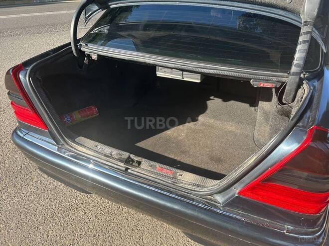Mercedes C 240-10