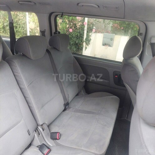 Hyundai H-1-6