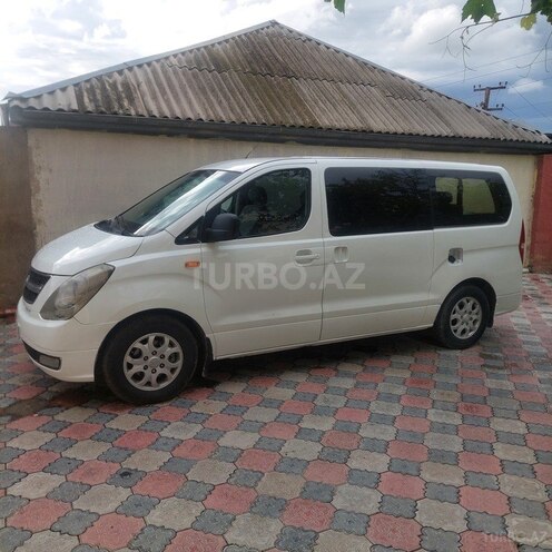Hyundai H-1-3