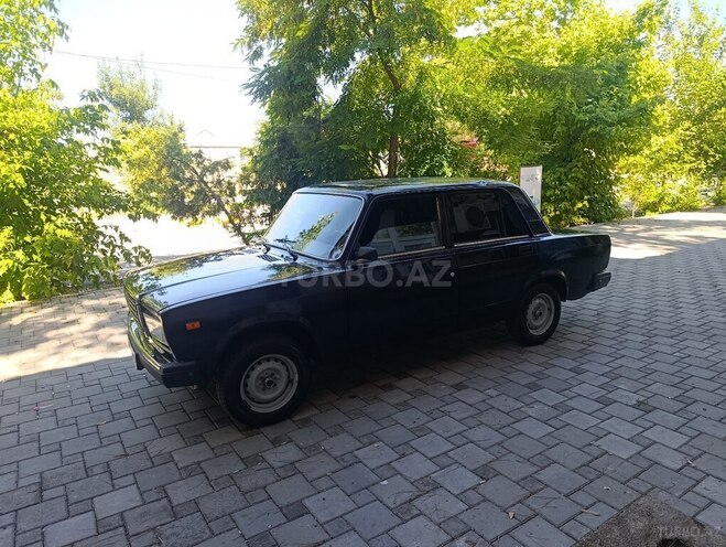 LADA (VAZ) 2107-5