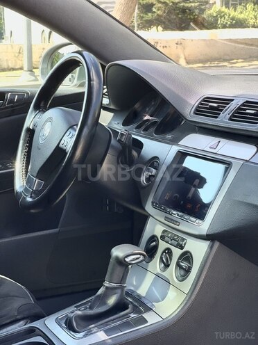 Volkswagen Passat-16