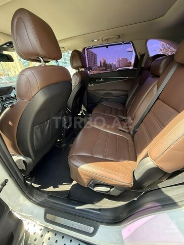 Kia Sorento-9