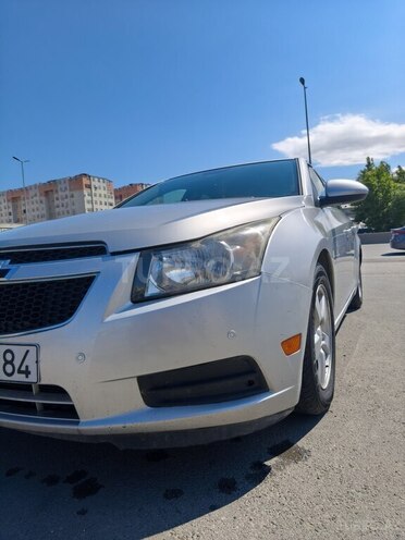 Chevrolet Cruze-9