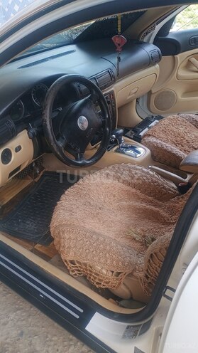 Volkswagen Passat-3
