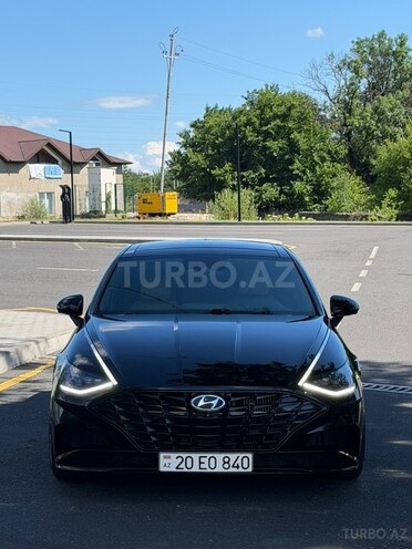 Hyundai Sonata-4