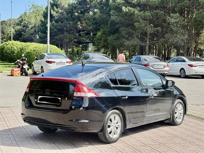 Honda Insight-5