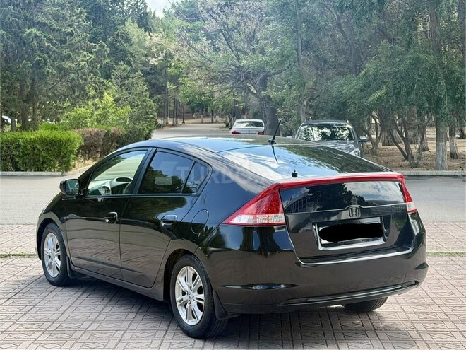 Honda Insight-4