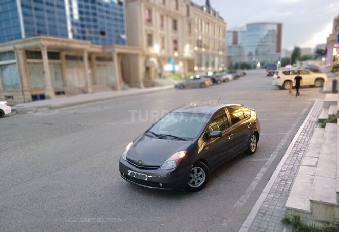 Toyota Prius-1