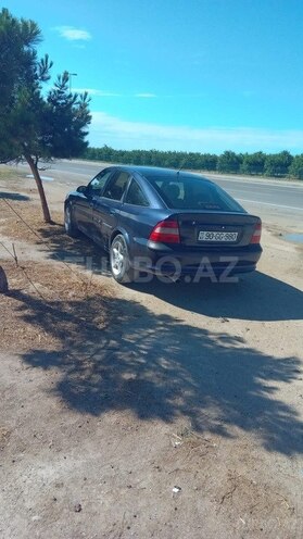 Opel Vectra-2