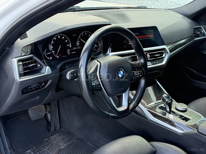 BMW 330-9
