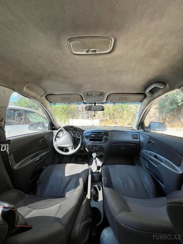Kia Rio-7