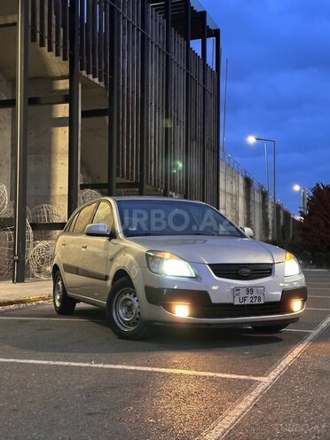 Kia Rio-2