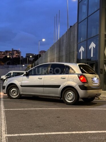 Kia Rio-6
